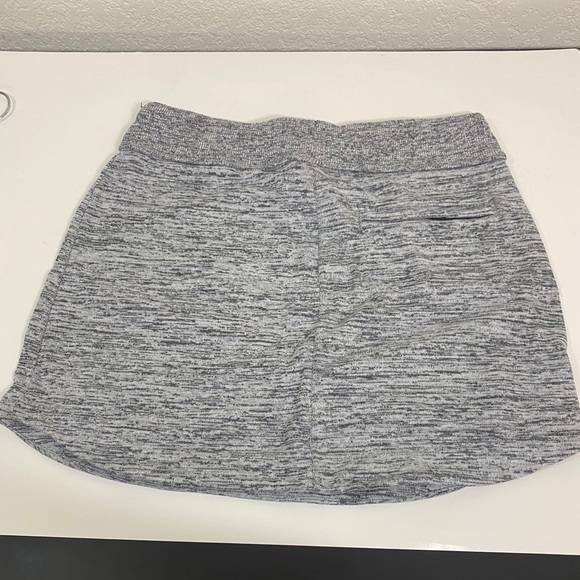 Athleta Skirt - Picture 2 of 3